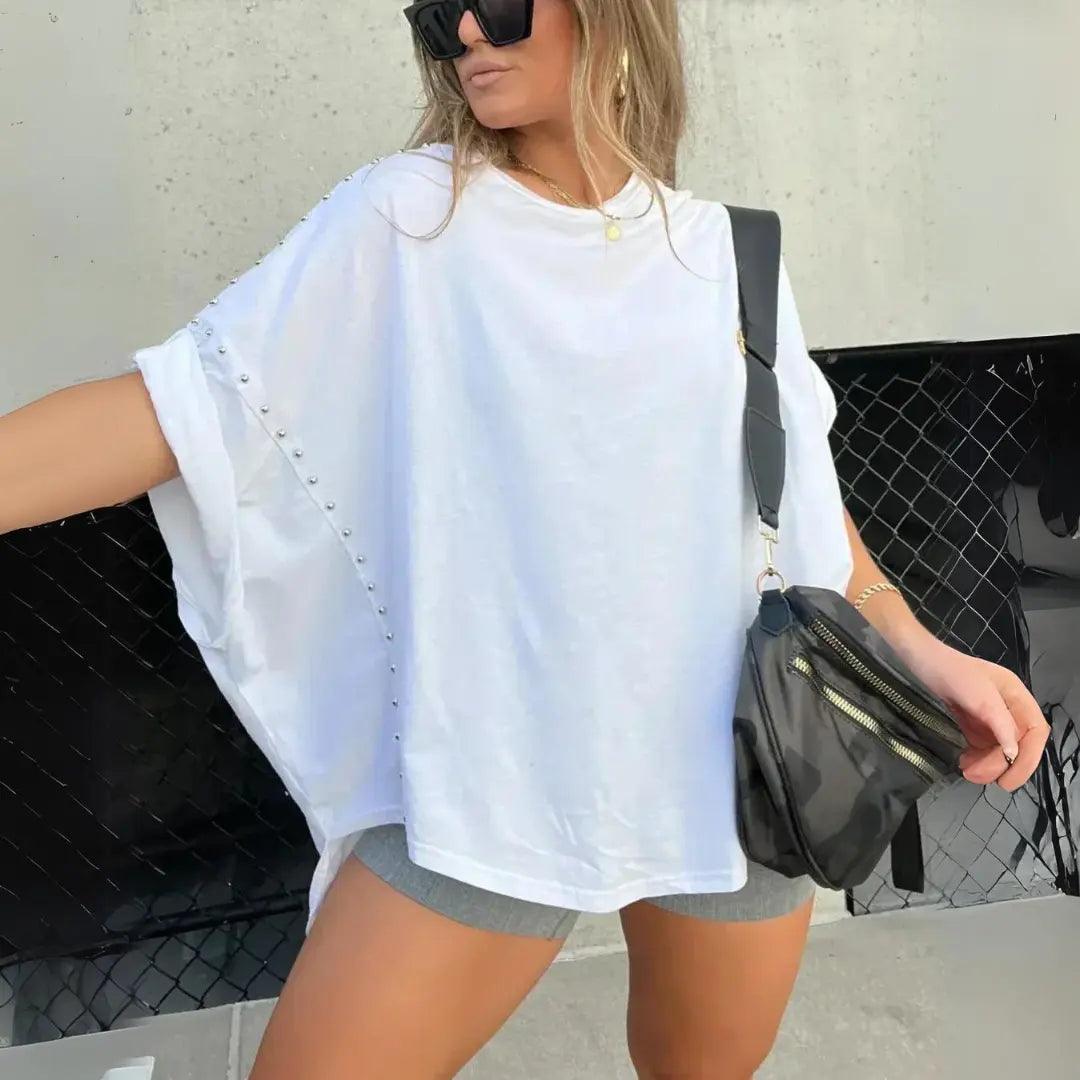 Bella™ | Oversized t-shirt met studs - FACCE. Amsterdam